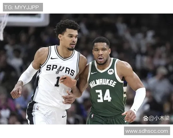 NBA每日最佳：墨菲7记三分轰35分，字母哥关键防守锁定胜局