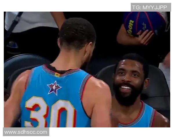 巴克利：唐斯根本不懂怎么打球，该根据对位决定投三分或低位